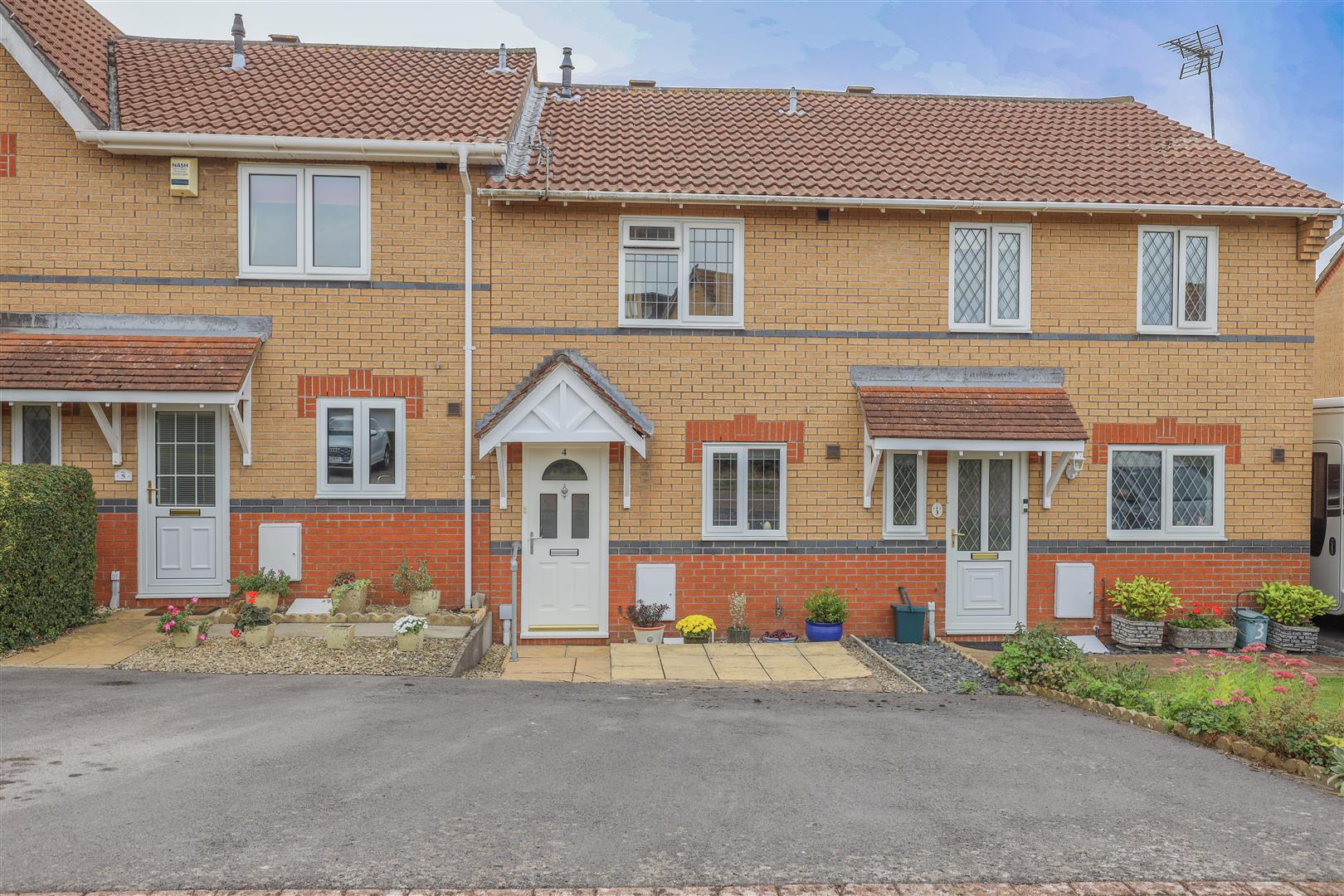 4 St. Siors Meade, Rhoose, Vale Of Glamorgan, CF62 3HY